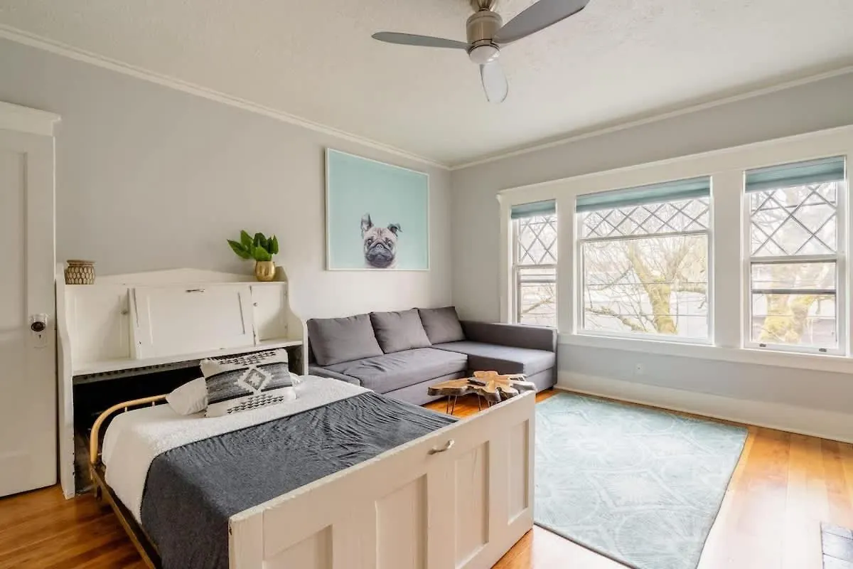 Apartment Stay Portland - Portland Classic - Parks, Eateries & Local Shops